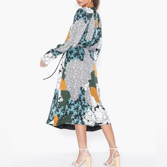 EUC Malene Birger Niela Dress - Picture 2 of 7